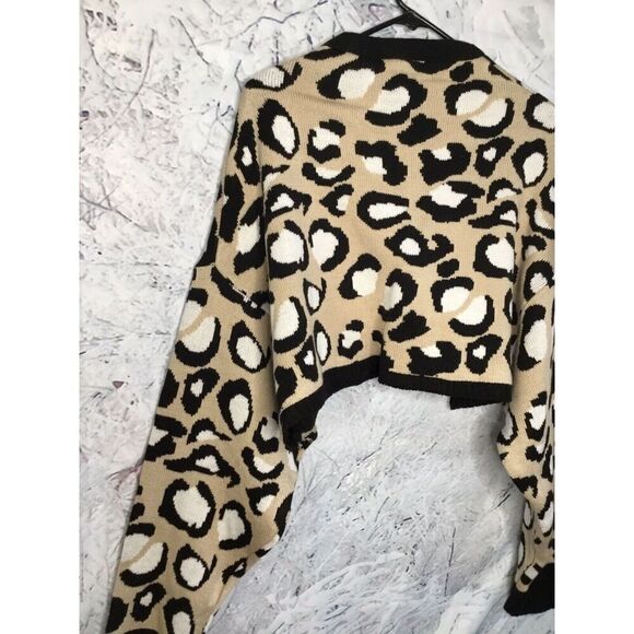 NAA NAA Women’s Oversized Sweater Pullover Crop Leopard/Animal Print Size S/M - Picture 10 of 12
